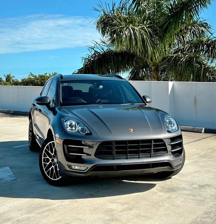 2015 Porsche Macan Turbo - Image 2 of 15