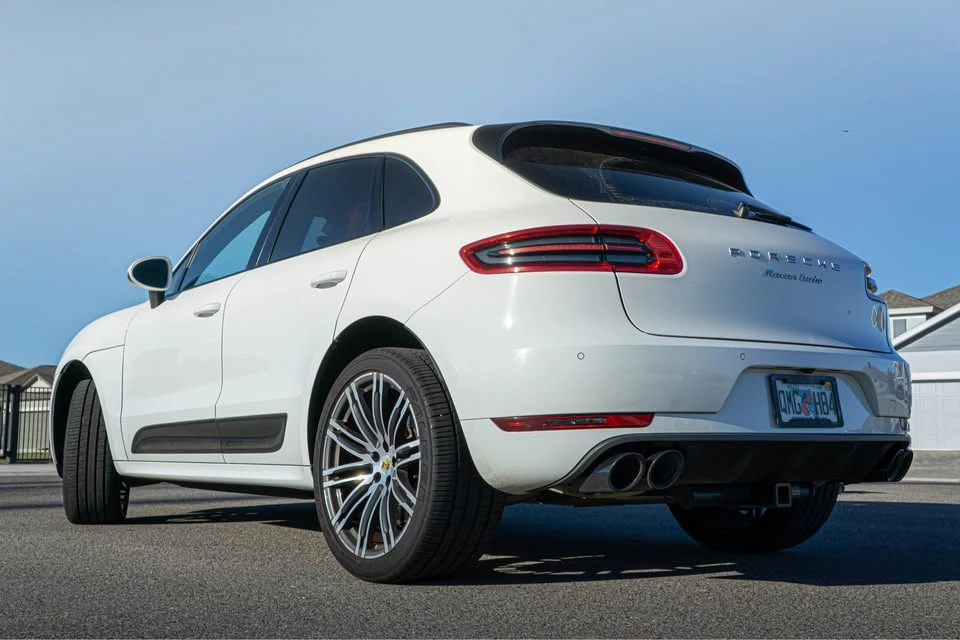 2015 Porsche Macan Turbo - Image 2 of 15