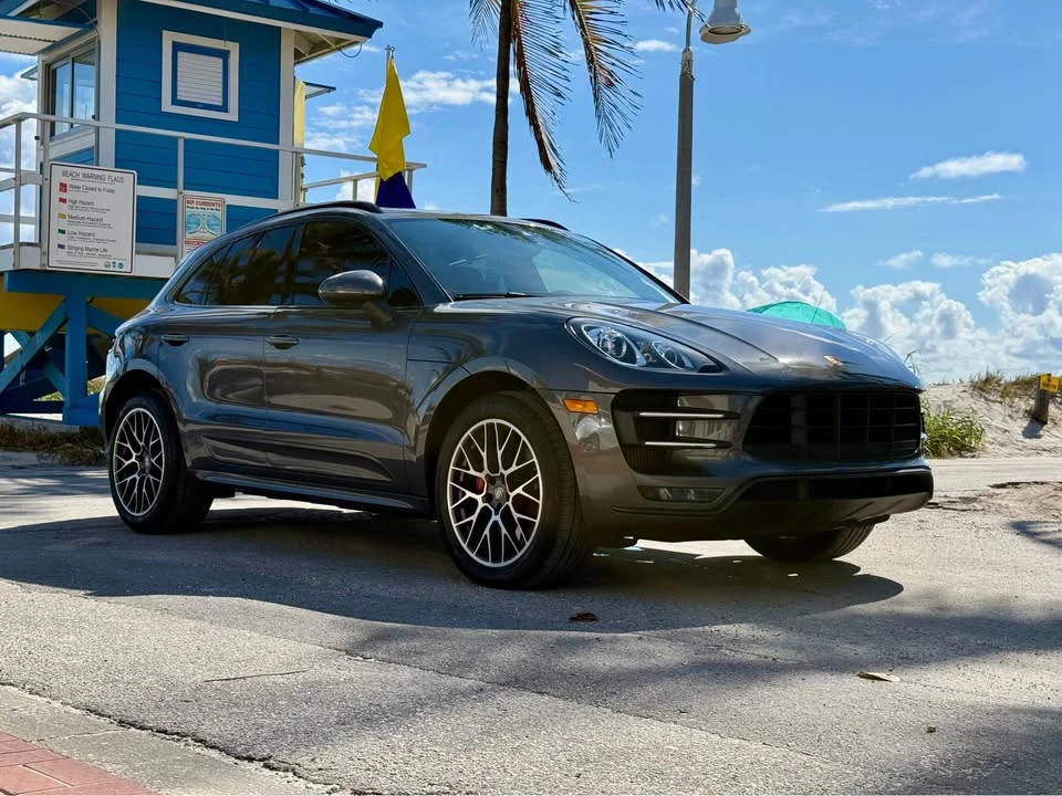 2015 Porsche Macan Turbo - Image 6 of 20
