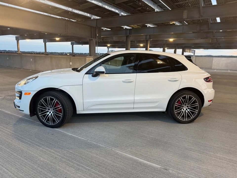2015 Porsche Macan Turbo - Image 2 of 11