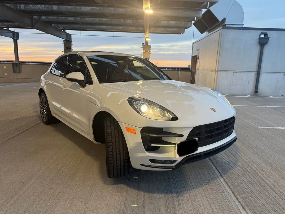2015 Porsche Macan Turbo - Image 7 of 11