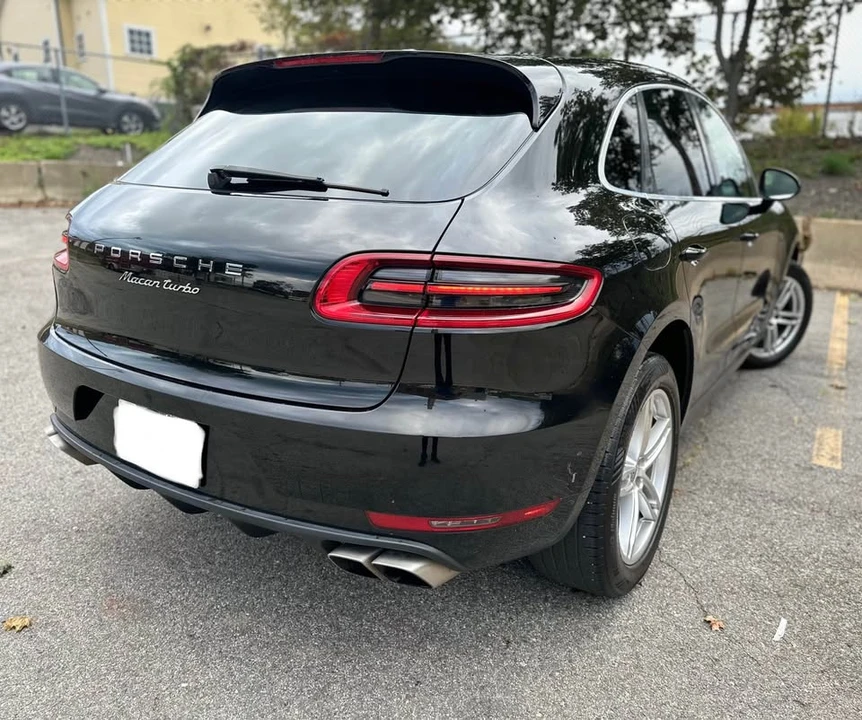 2015 Porsche Macan Turbo - Image 7 of 20