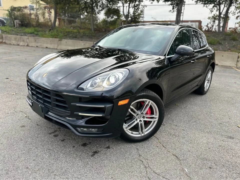 2015 Porsche Macan Turbo - Image 2 of 20