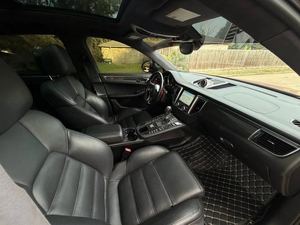 2015 Porsche Macan Turbo - Image 14 of 20