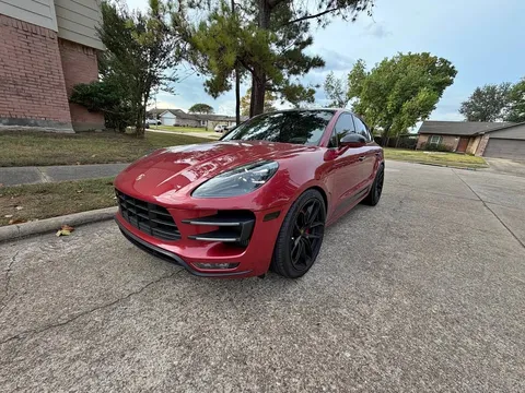 2015 Porsche Macan Turbo w/Performance Pkg