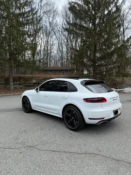 2015 Porsche Macan Turbo - Image 4 of 15