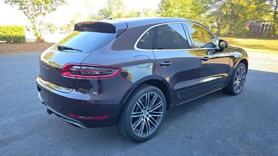 2015 Porsche Macan Turbo - Image 7 of 16