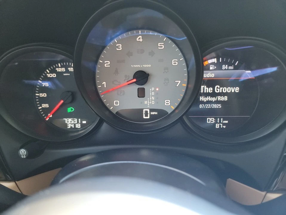 2015 Porsche Macan S - Image 18 of 20