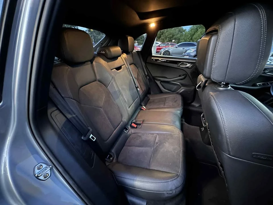 2015 Porsche Macan S - Image 13 of 15