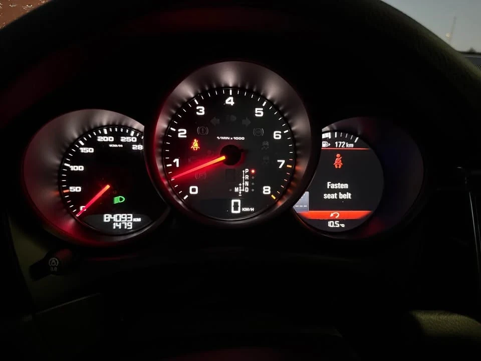 2015 Porsche Macan S - Image 8 of 11