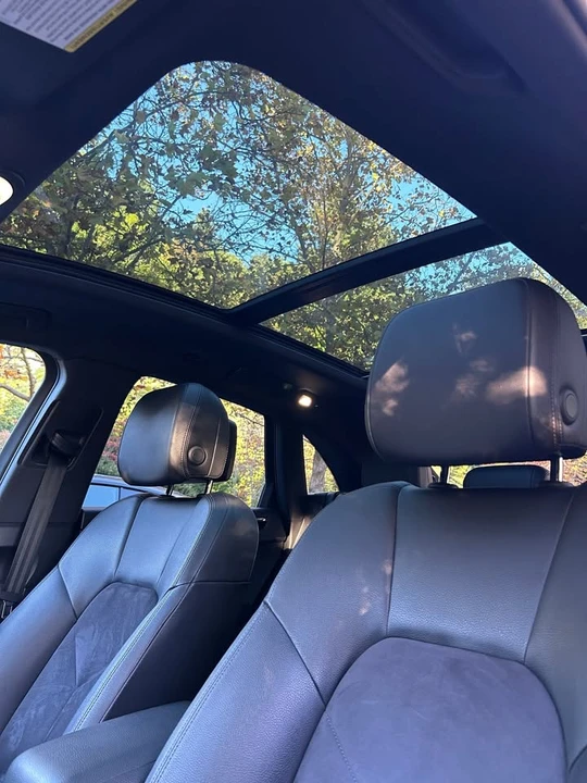 2015 Porsche Macan S - Image 12 of 19