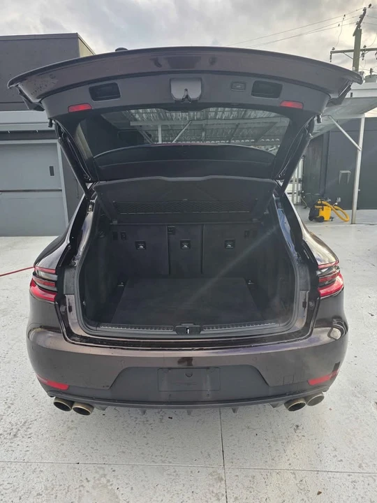 2015 Porsche Macan S - Image 14 of 15