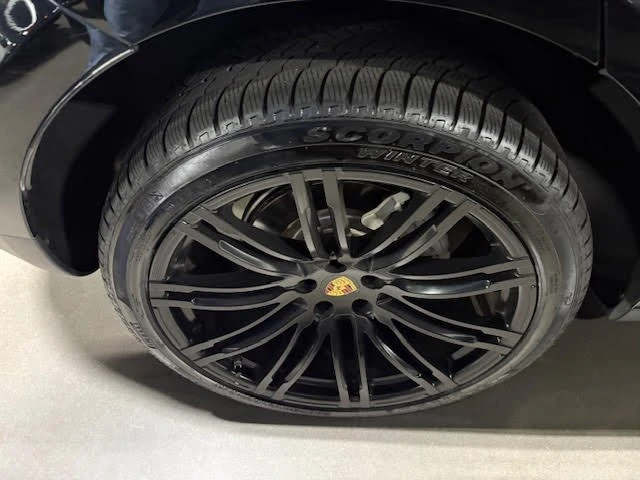 2015 Porsche Macan S - Image 16 of 17