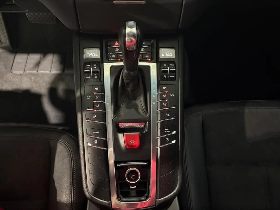 2015 Porsche Macan S - Image 11 of 20