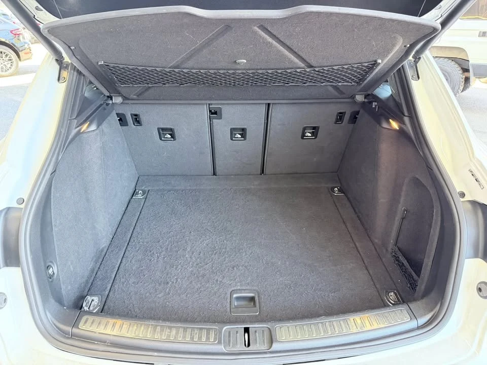 2015 Porsche Macan S - Image 18 of 20