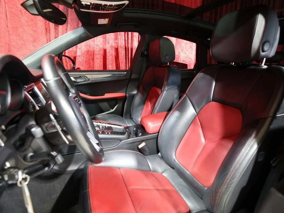 2015 Porsche Macan S - Image 10 of 17
