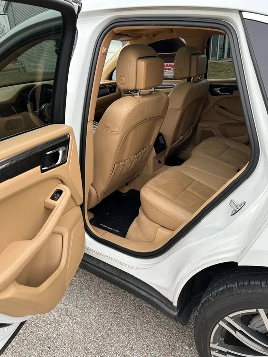 2015 Porsche Macan S - Image 10 of 18