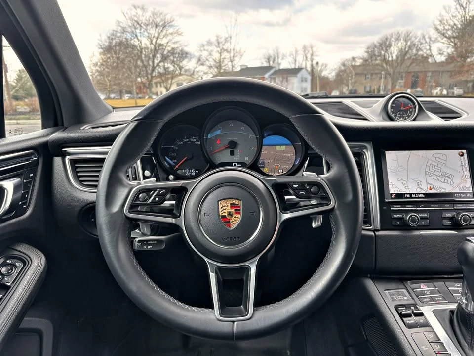 2015 Porsche Macan S - Image 9 of 14