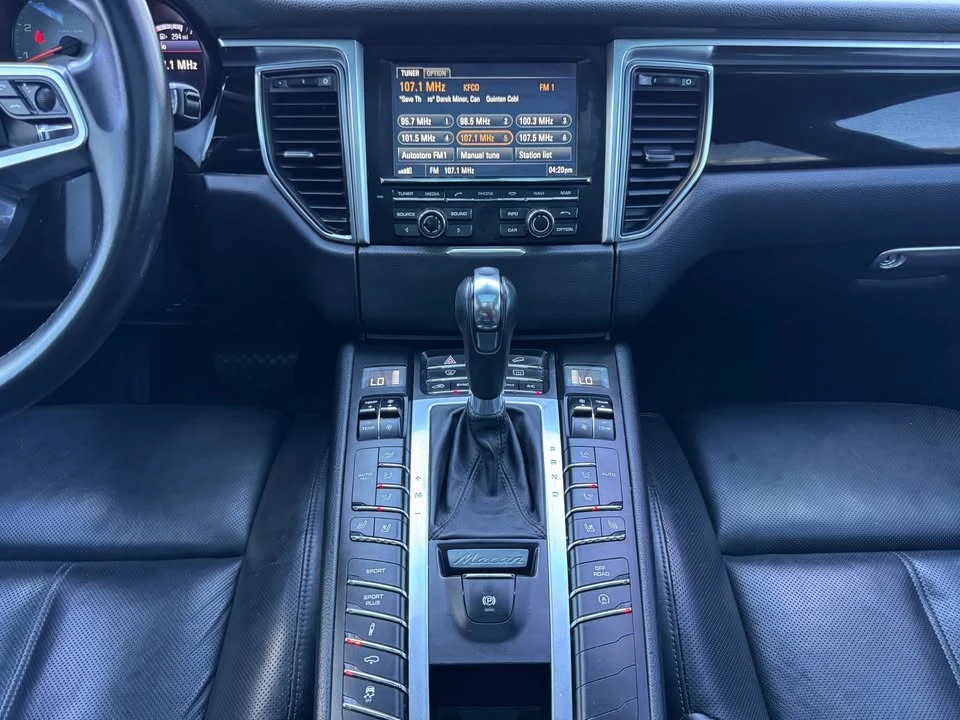 2015 Porsche Macan S - Image 11 of 20