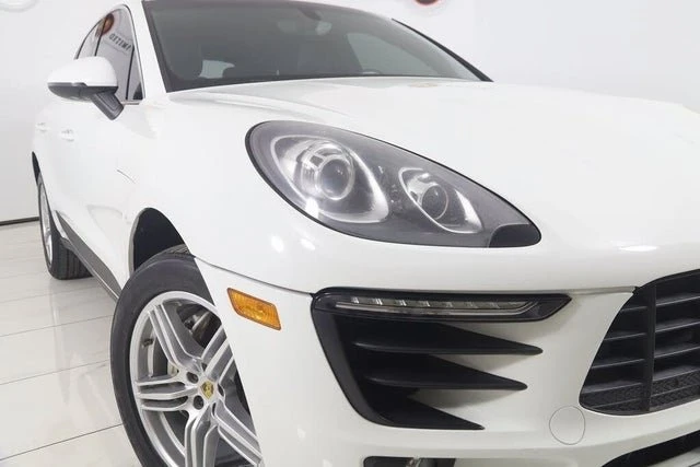 2015 Porsche Macan S - Image 15 of 20