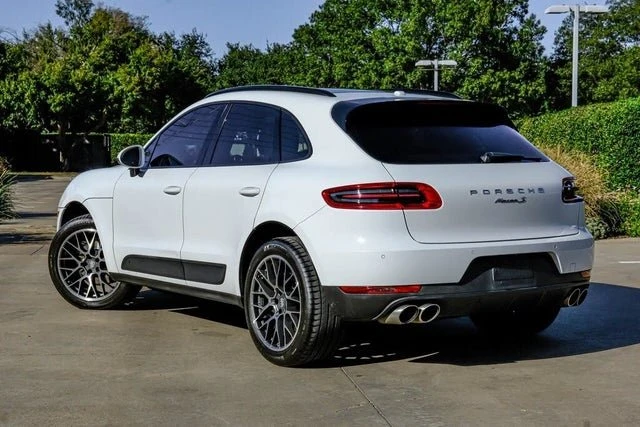 2015 Porsche Macan S - Image 9 of 17