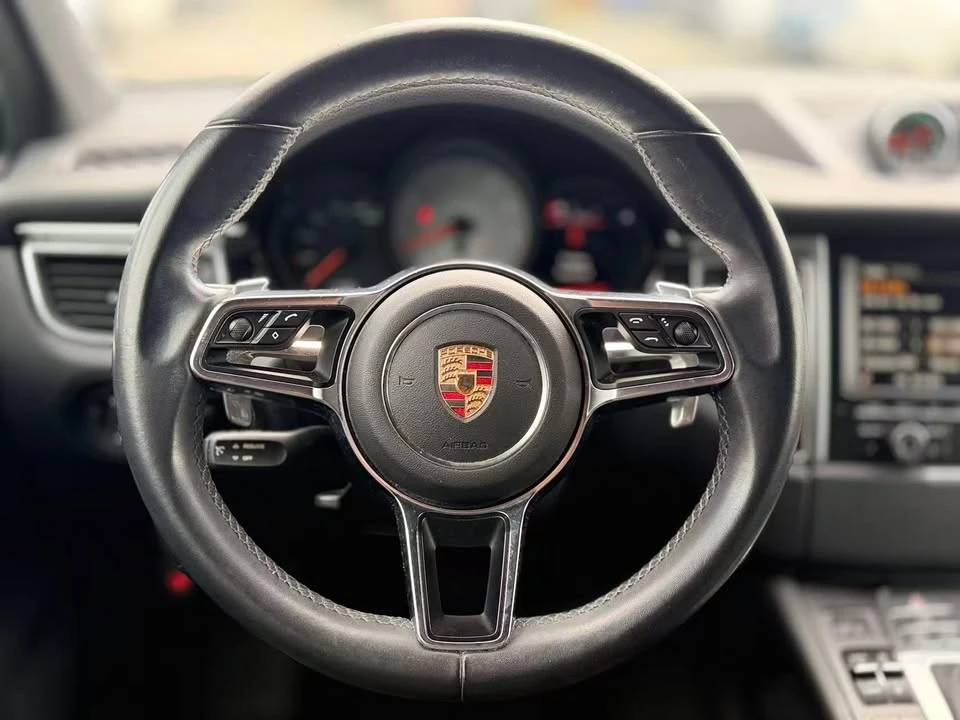 2015 Porsche Macan S - Image 11 of 17
