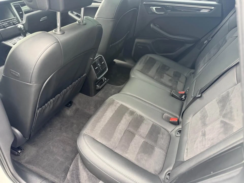 2015 Porsche Macan S - Image 8 of 11