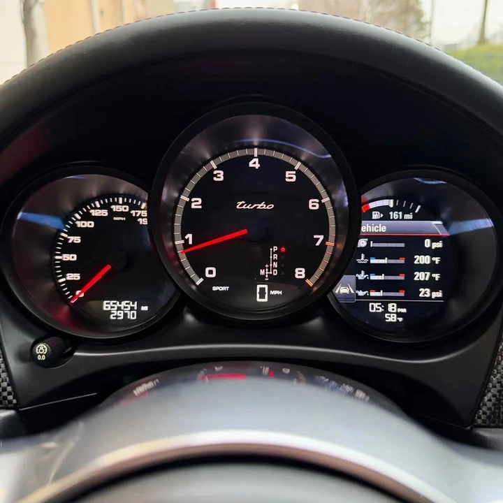 2015 Porsche Macan Turbo - Image 8 of 20