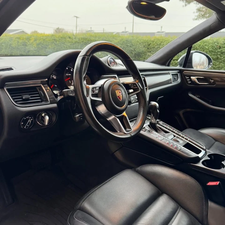 2015 Porsche Macan Turbo - Image 7 of 20