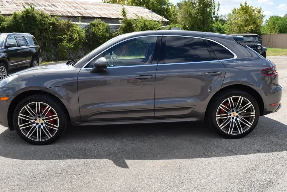 2015 Porsche Macan Turbo - Image 4 of 20