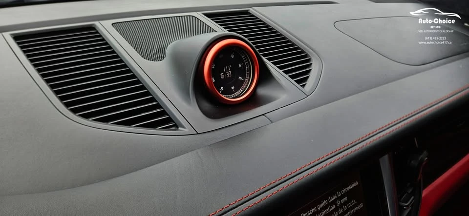 2015 Porsche Macan Turbo - Image 14 of 19