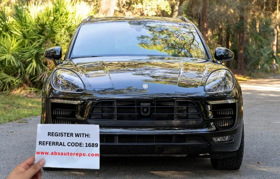 2015 Porsche Macan Turbo - Image 2 of 5