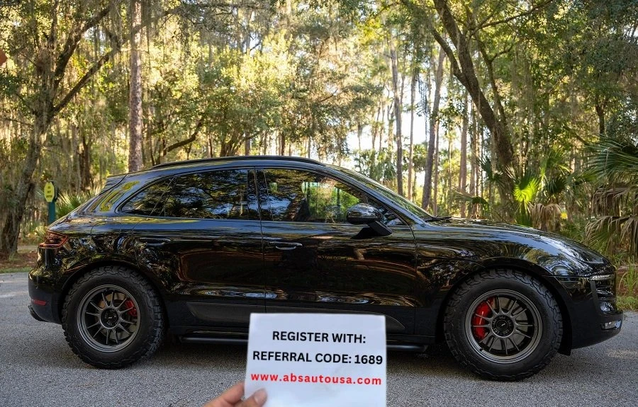 2015 Porsche Macan Turbo - Image 3 of 6