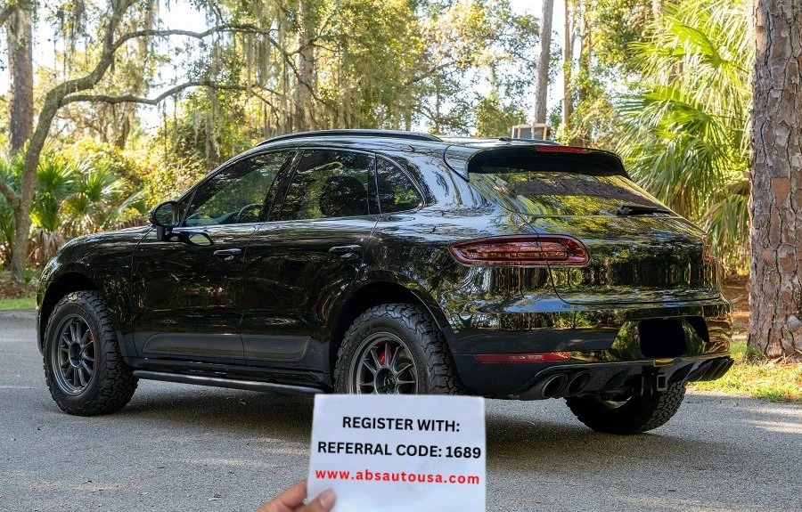 2015 Porsche Macan Turbo - Image 4 of 6