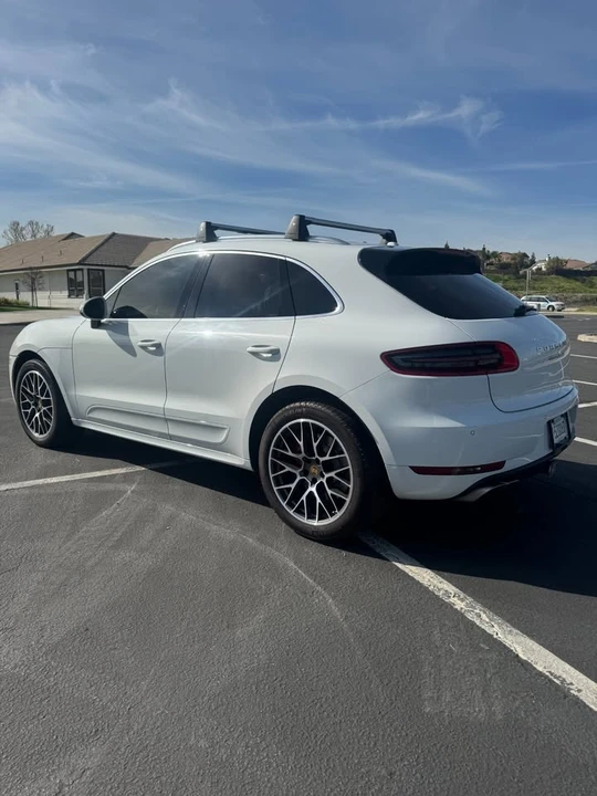 2015 Porsche Macan Turbo - Image 6 of 10