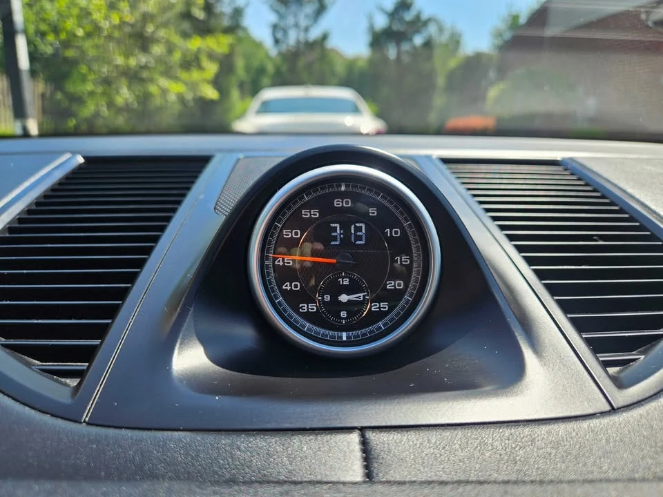 2015 Porsche Macan Turbo - Image 12 of 18
