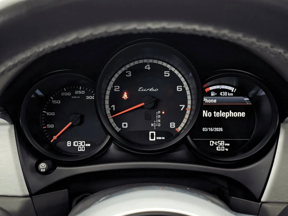 2015 Porsche Macan Turbo - Image 15 of 20