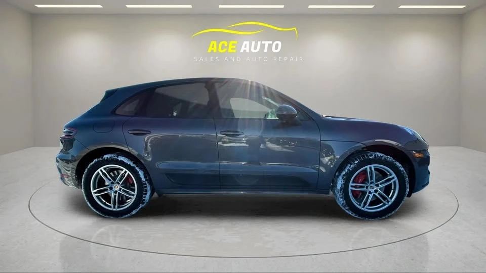 2015 Porsche Macan Turbo - Image 4 of 10