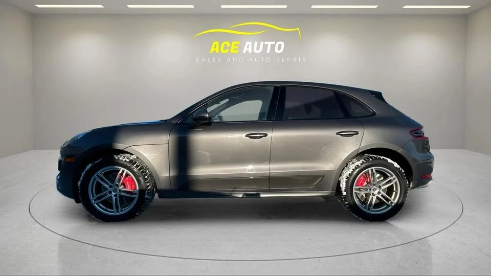 2015 Porsche Macan Turbo - Image 8 of 10
