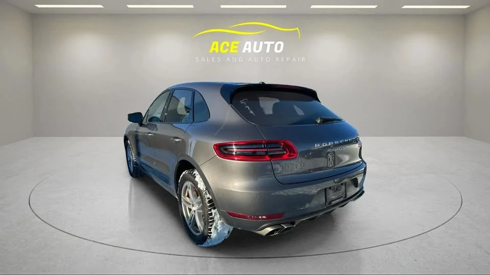 2015 Porsche Macan Turbo - Image 7 of 10