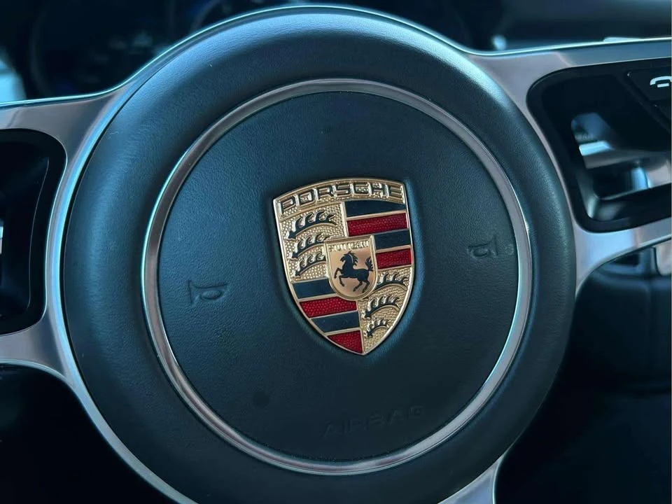 2015 Porsche Macan Turbo - Image 16 of 16