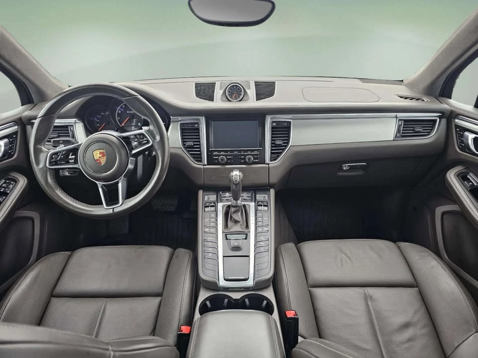 2015 Porsche Macan Turbo - Image 15 of 19