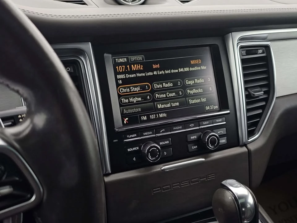 2015 Porsche Macan Turbo - Image 20 of 20