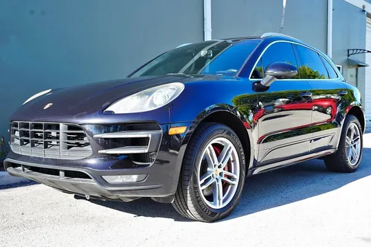 2015 Porsche Macan Turbo