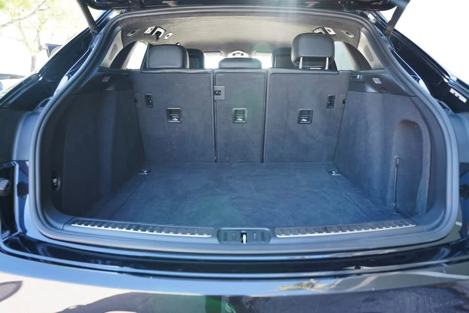 2015 Porsche Macan Turbo - Image 17 of 20