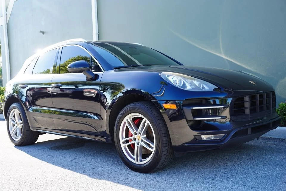 2015 Porsche Macan Turbo - Image 4 of 20