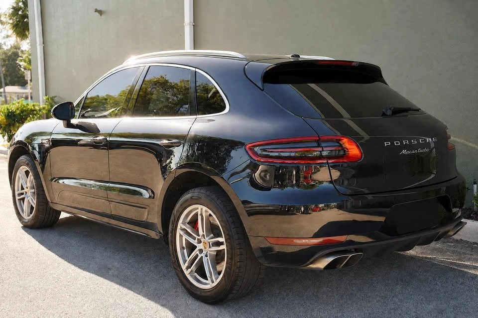 2015 Porsche Macan Turbo - Image 6 of 20