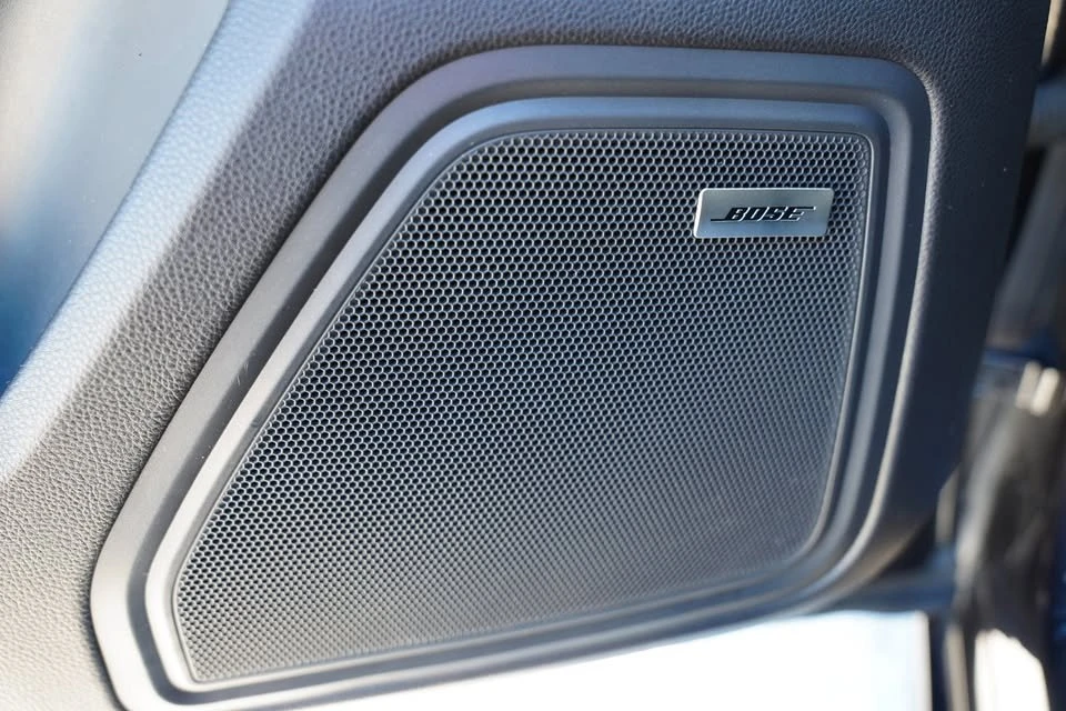 2015 Porsche Macan Turbo - Image 16 of 20