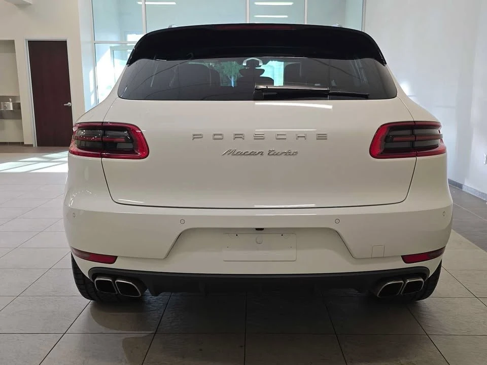 2015 Porsche Macan Turbo - Image 5 of 20