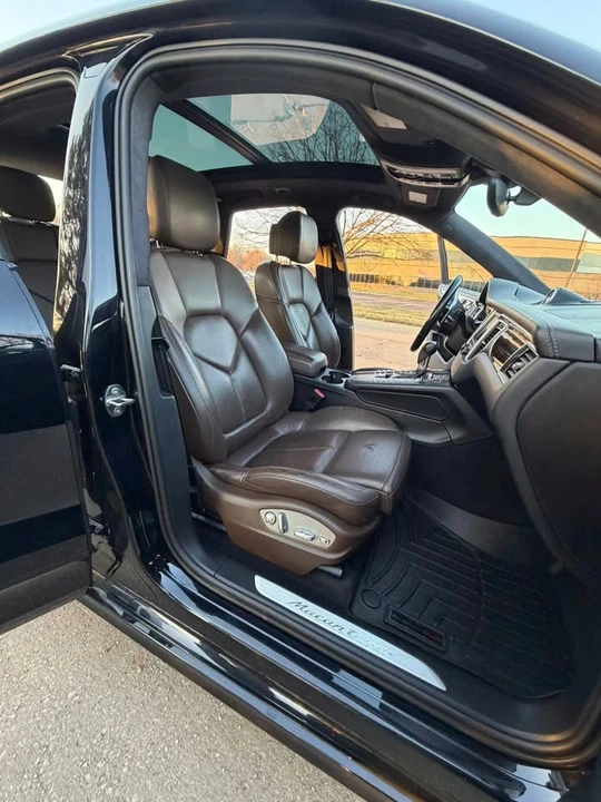 2015 Porsche Macan Turbo - Image 7 of 16